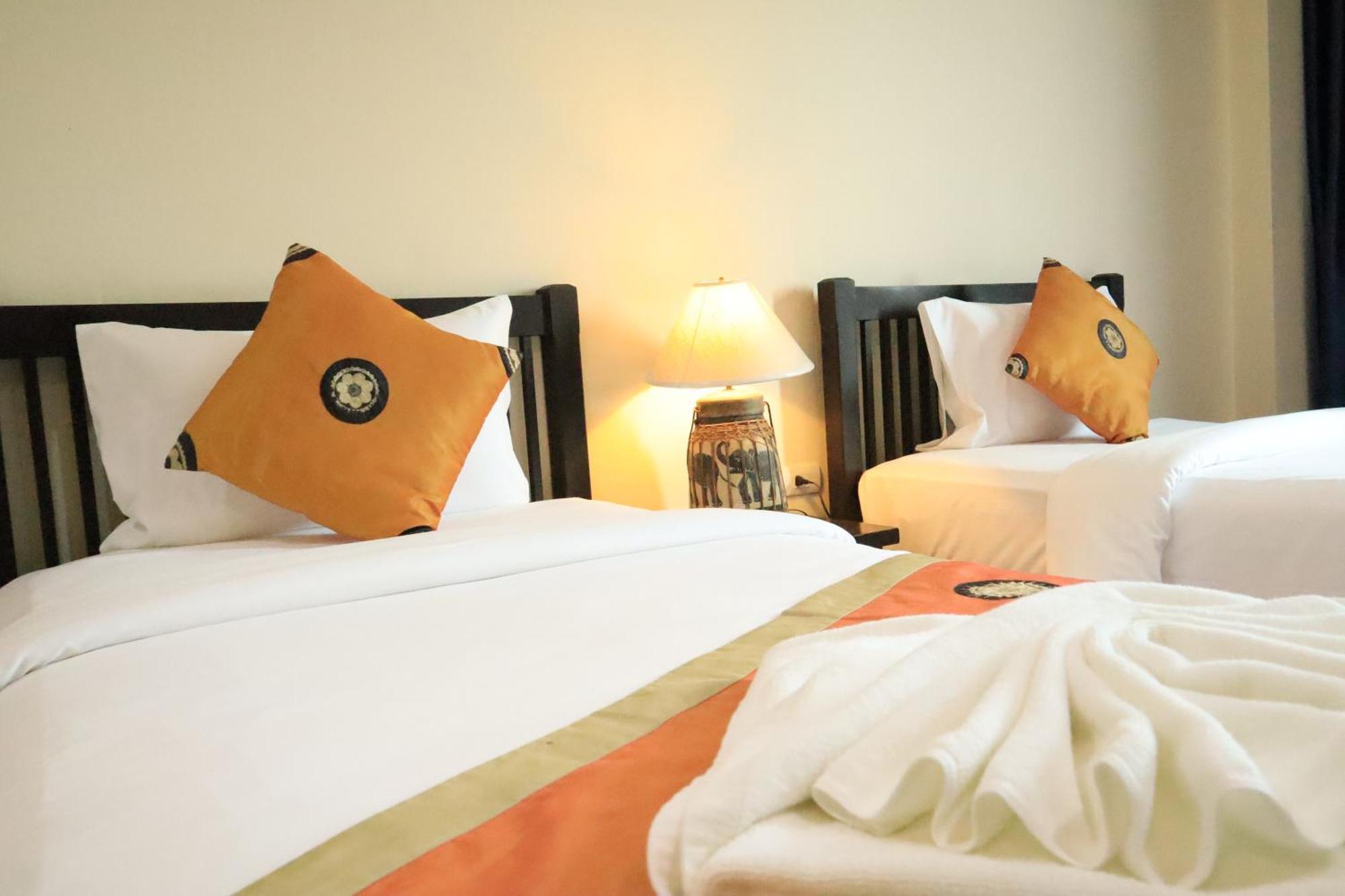 Harmony Patong Hotel 外观 照片