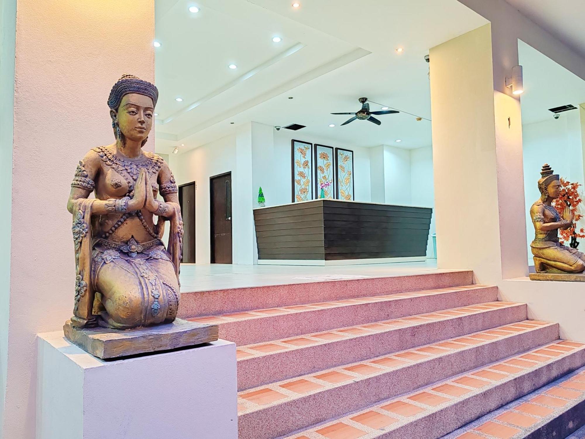 Harmony Patong Hotel 外观 照片