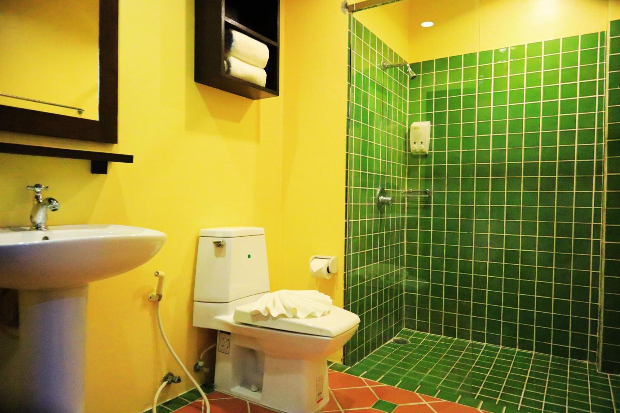 Harmony Patong Hotel 外观 照片