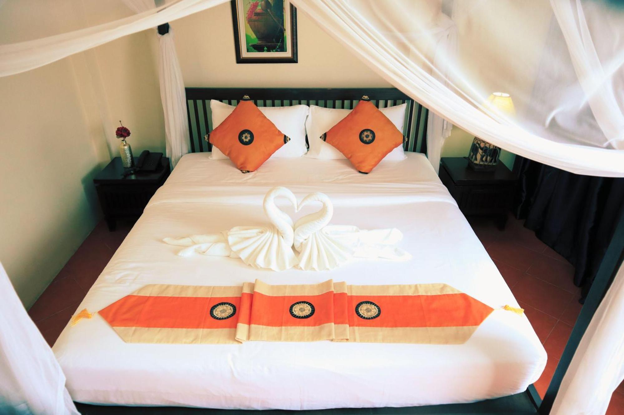 Harmony Patong Hotel 外观 照片